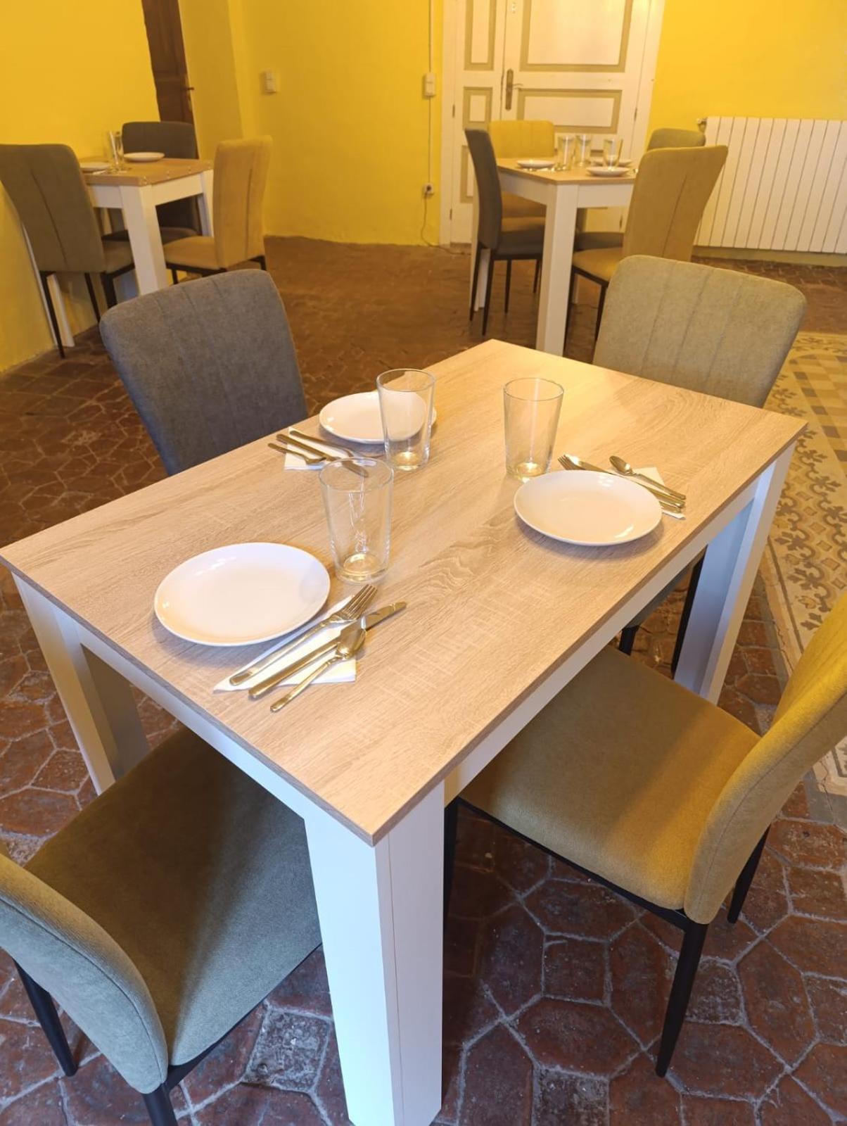 Mas Pitre Bed & Breakfast Besalu Exterior photo